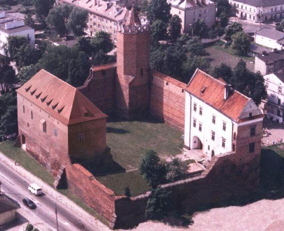 Hotel Chrobry Ленчиця Екстер'єр фото